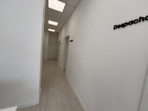 clinicarmdental pasillo